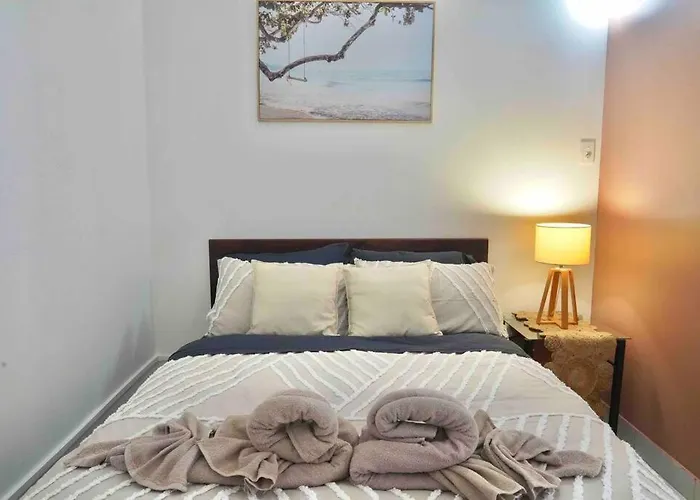 Lovely One Bed Room Apartment Right In The City