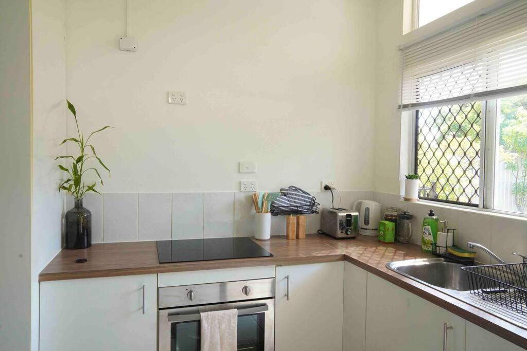 Lovely One Bed Right In The Darwin